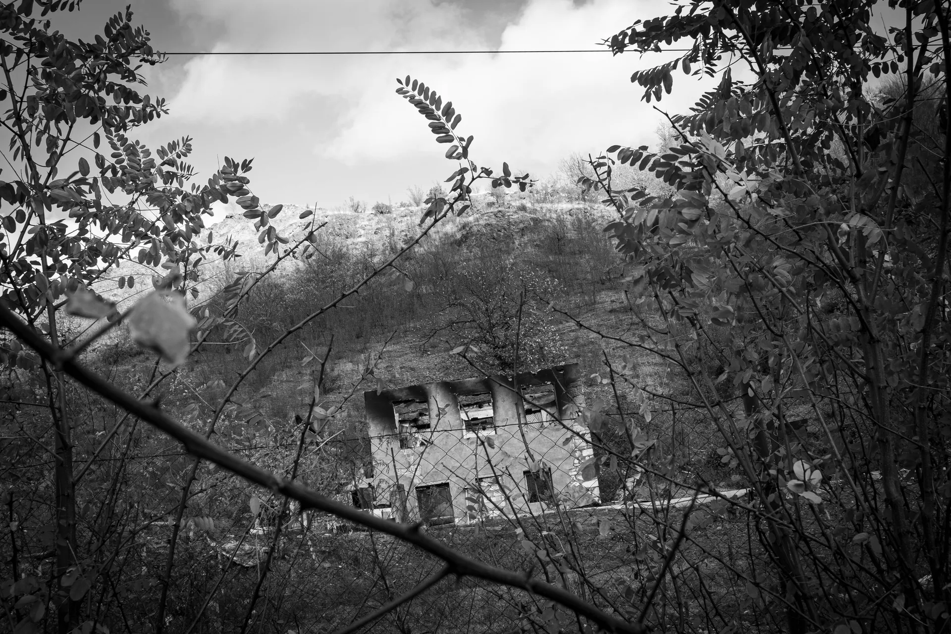 Armenians of Karabakh burned their homes to avoid leaving them to the Azerbaijanis - Sebastiano Edoardo Casella